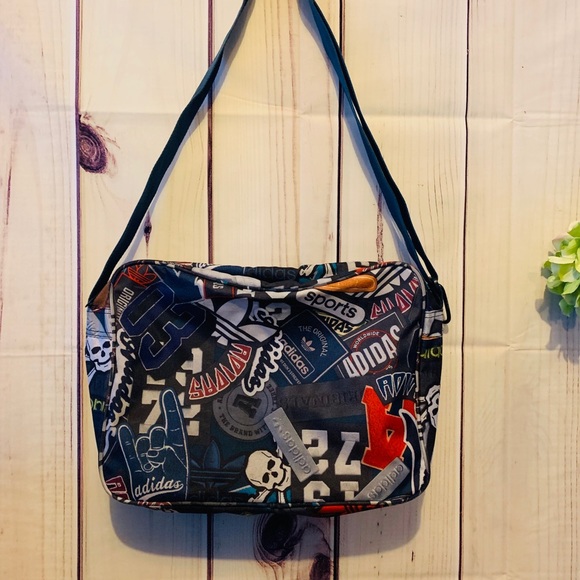 🔥🔥VINTAGE🔥🔥Excellent Adidas shoulder bag! - Picture 5 of 7